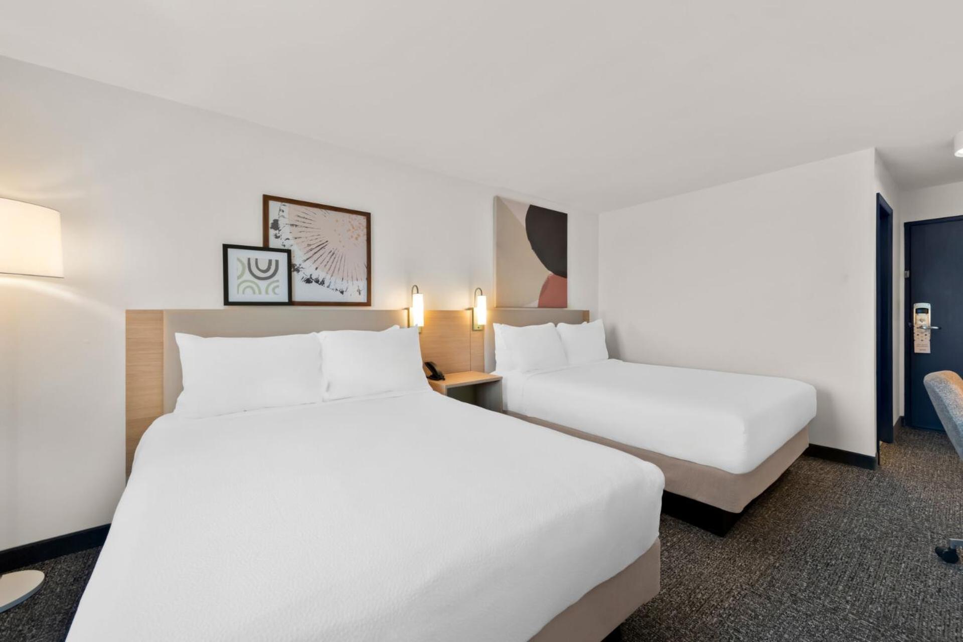 Spark By Hilton Norfolk Eksteriør bilde