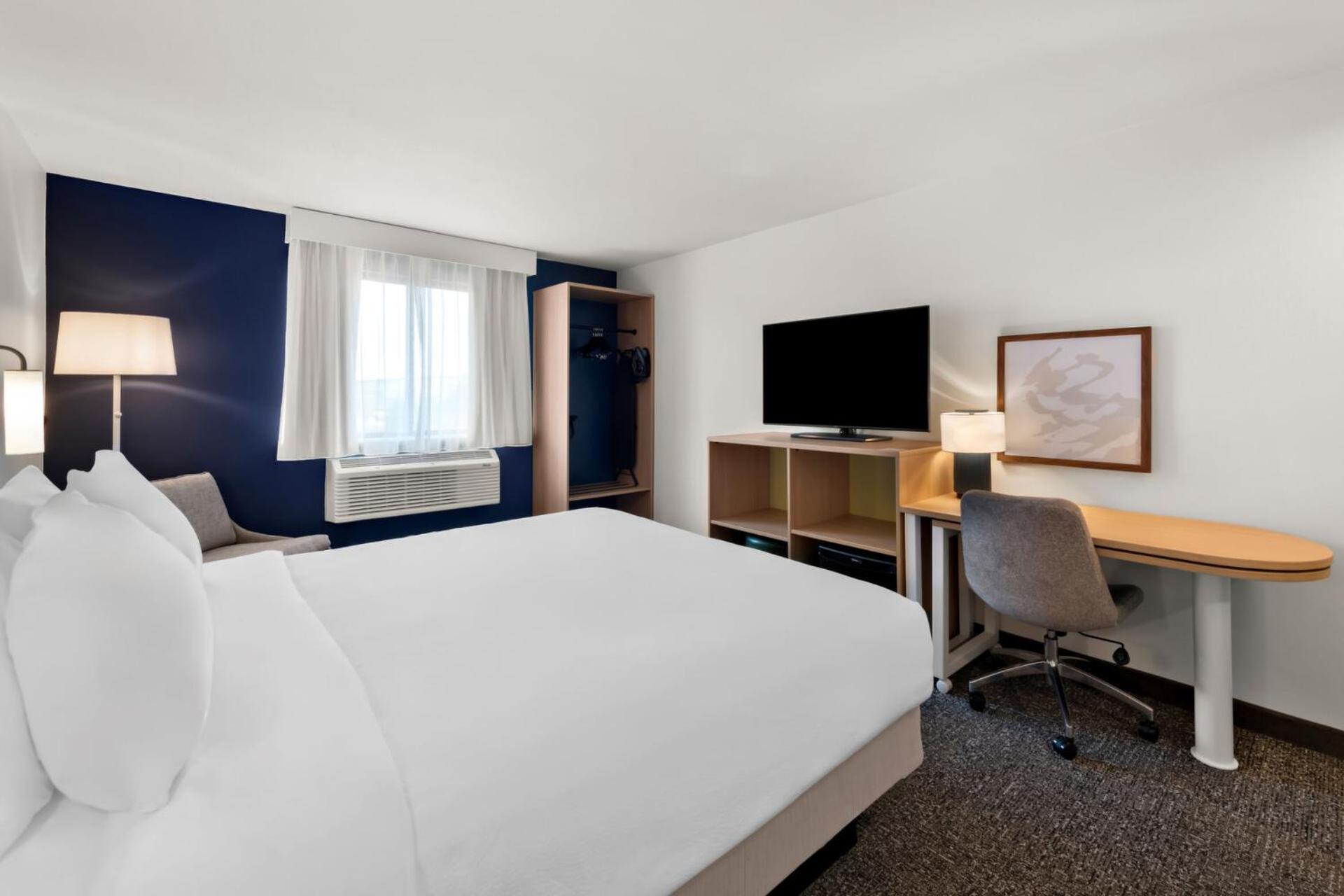 Spark By Hilton Norfolk Eksteriør bilde