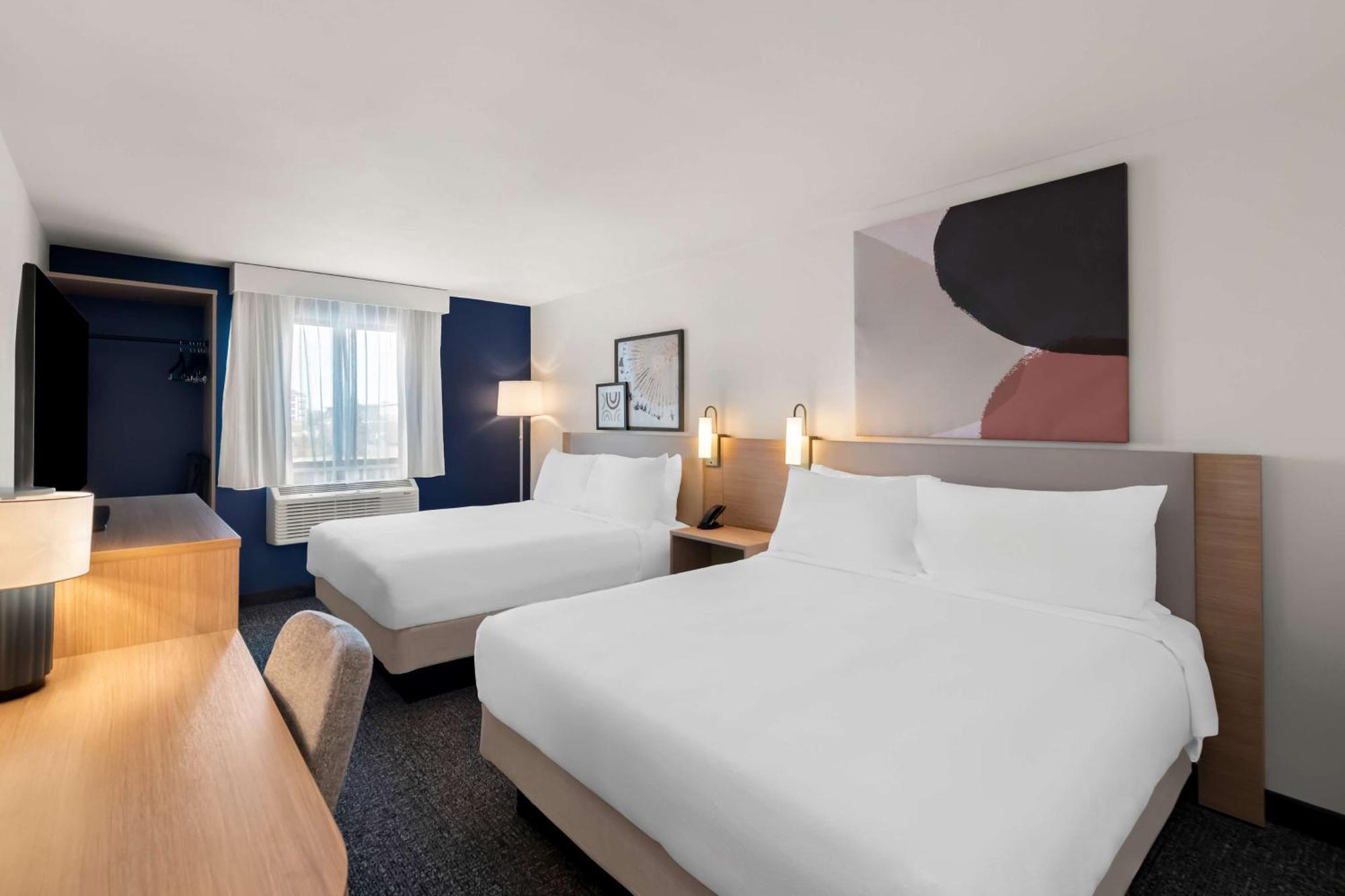 Spark By Hilton Norfolk Eksteriør bilde