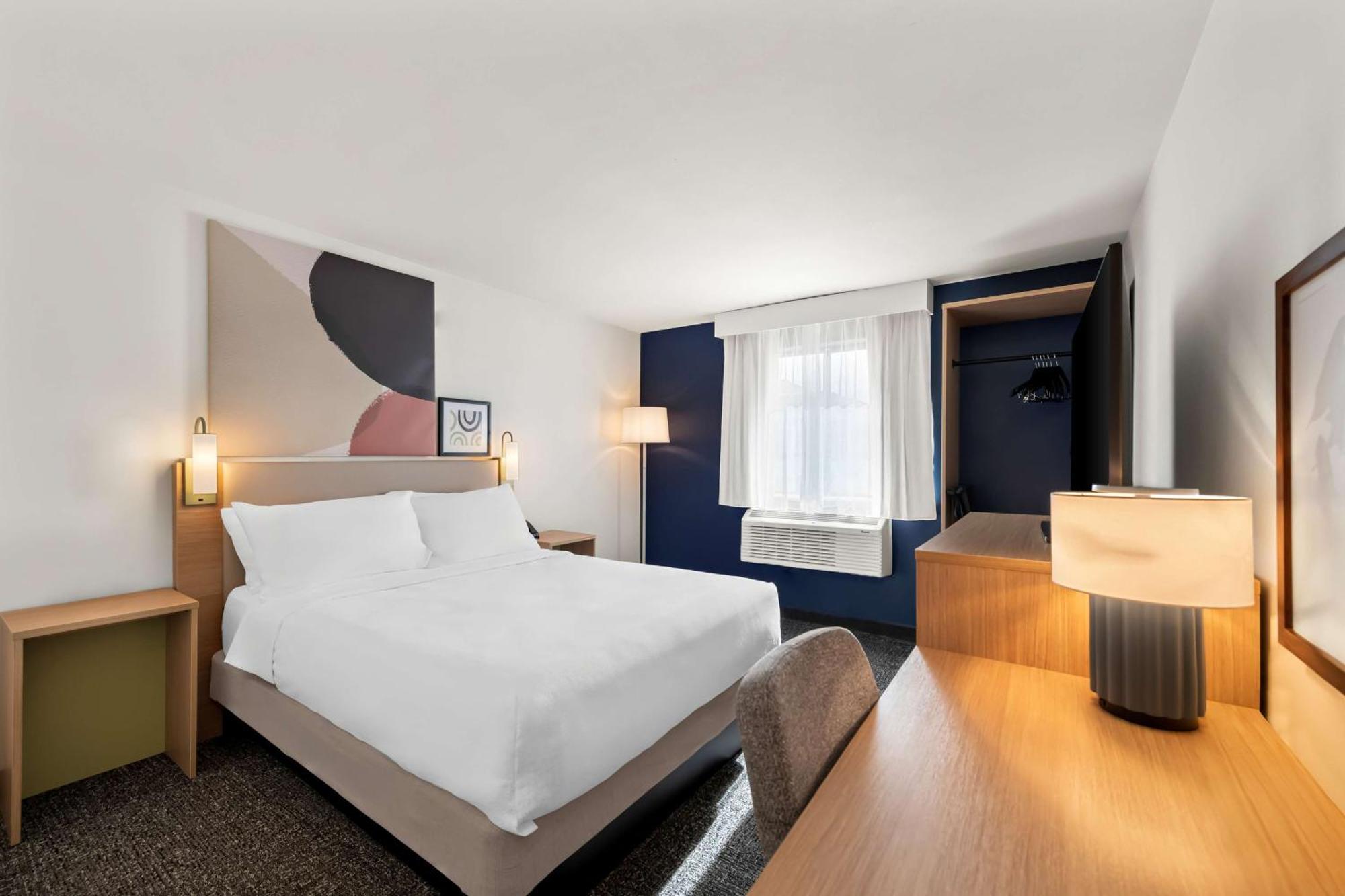Spark By Hilton Norfolk Eksteriør bilde